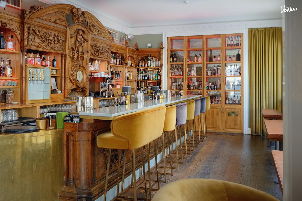 Brønnum – Hele Baren – eksklusivt cocktail-venue med privat stemning og luksuriøs atmosfære.