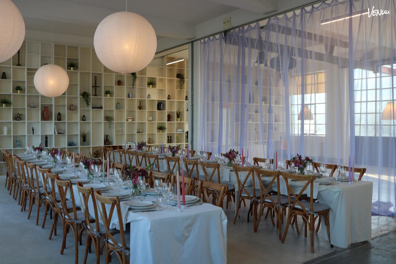 Unikt og kunstnerisk selskabslokale med anderledes design og alternativ atmosfære i København.