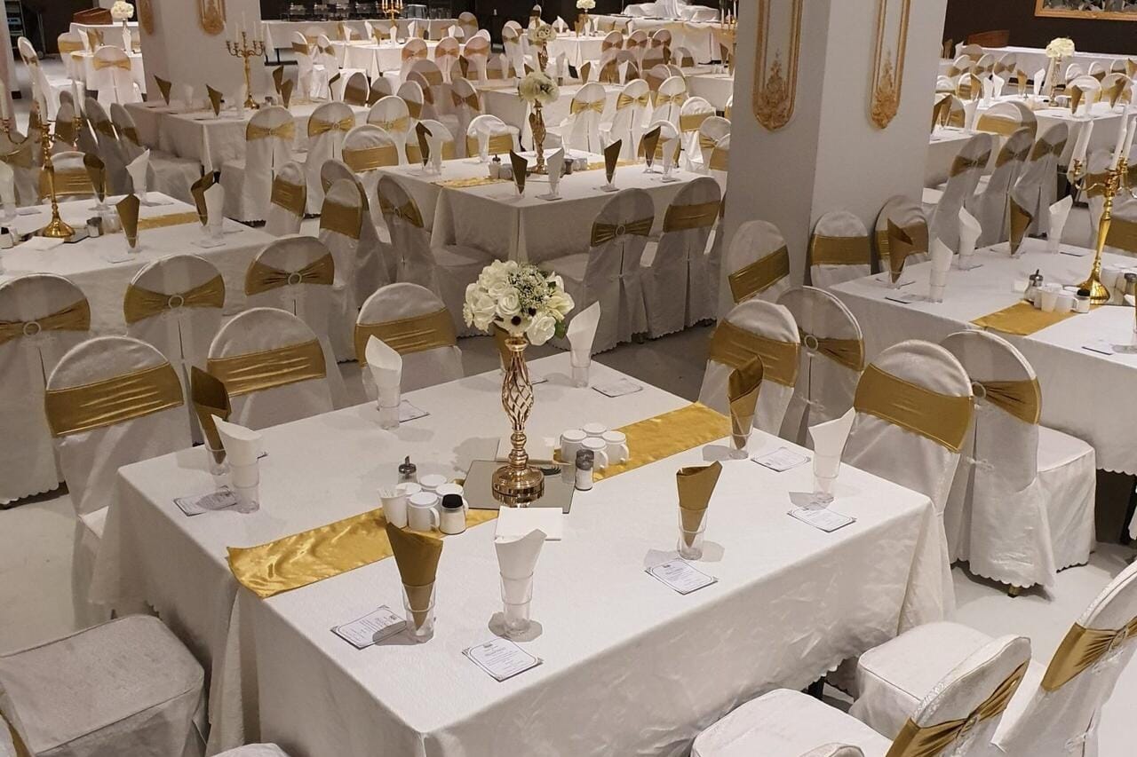 Farverigt og festligt selskabslokale i Odense C med plads til vild julefrokost