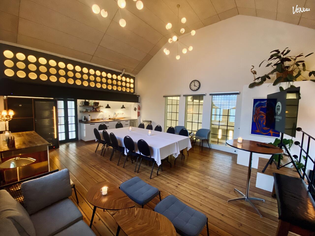 Kreativt og budgetvenligt festlokale på Nørrebro med rå detaljer og urban stemning