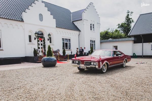 10 Overdådige Slotte & Herregårde til dit Bryllup – Kærligheden Fortjener en Luksusadresse!