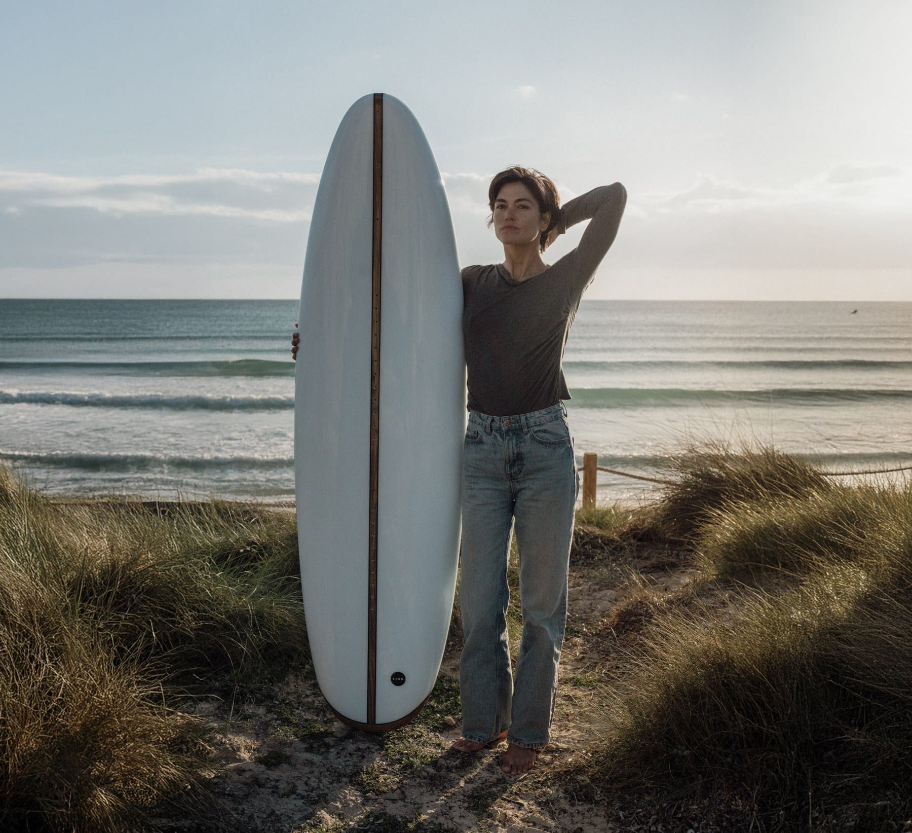 Lind Canvas: The Electric Surfboard That Rides Like the Real Thing