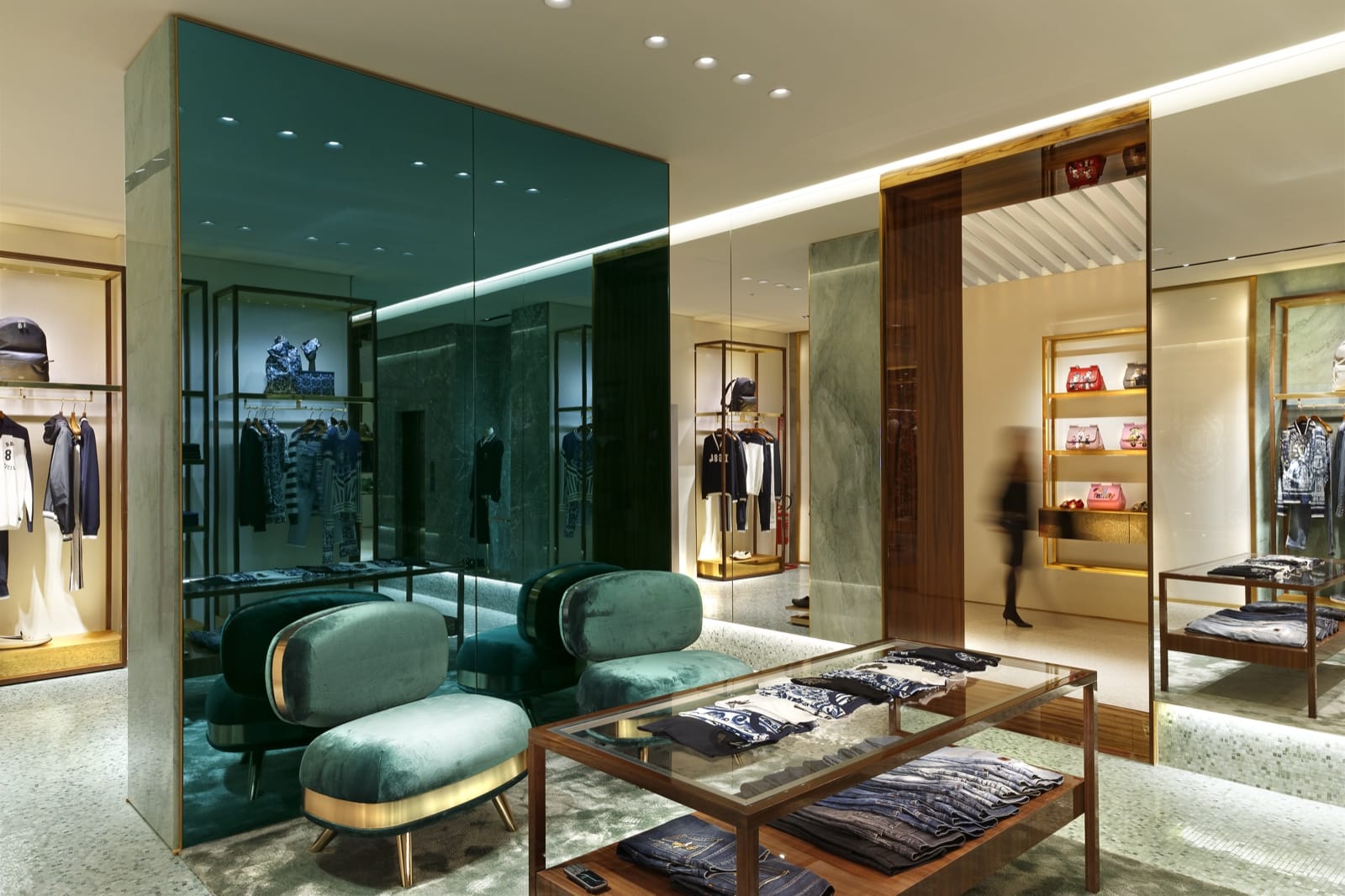 Top Shop: The New Dolce & Gabbana Boutique Near Venice's St Mark's Square