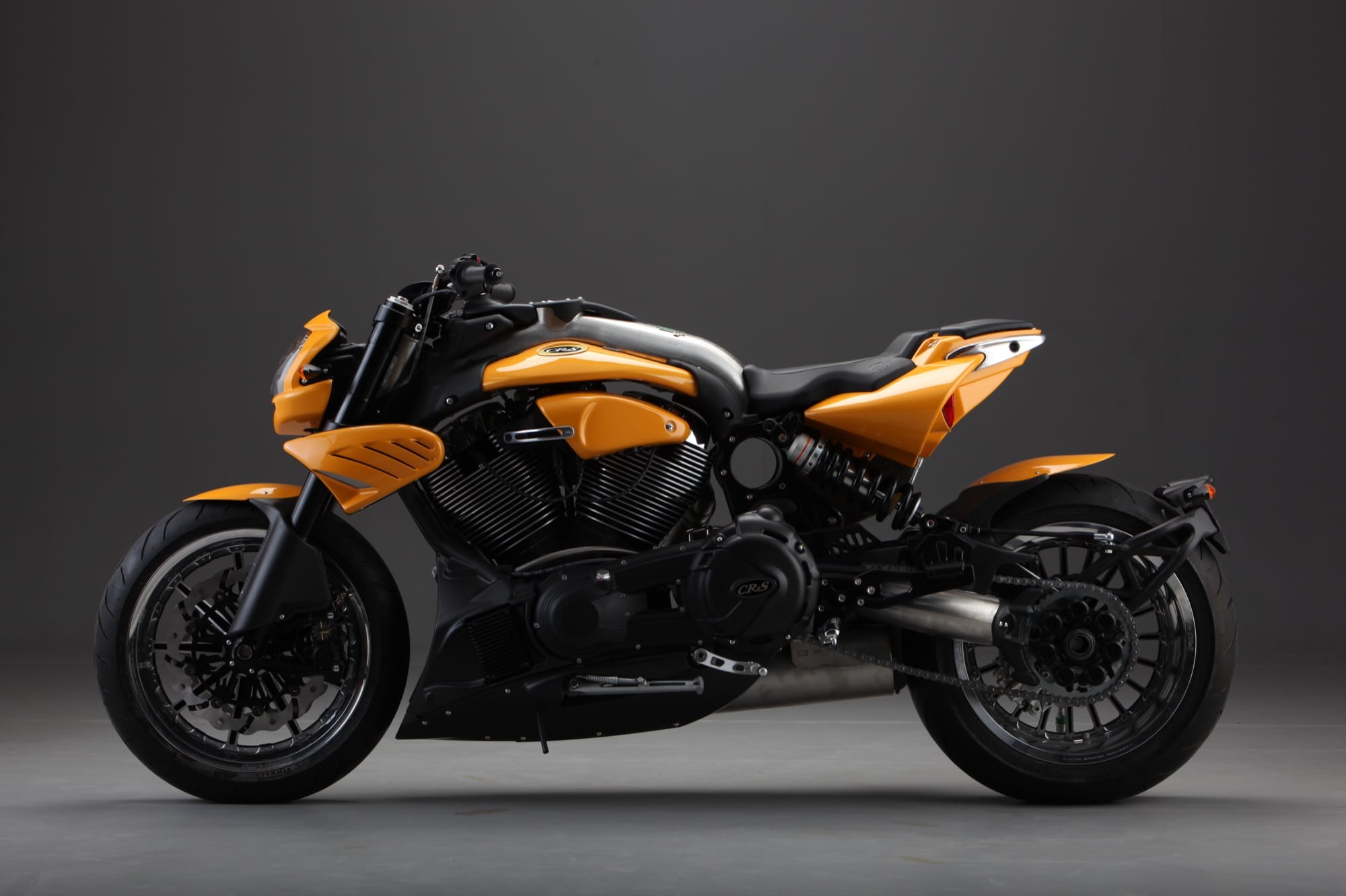 Push Forward: How CR&S and the Duu Reinvent the Motorcycle