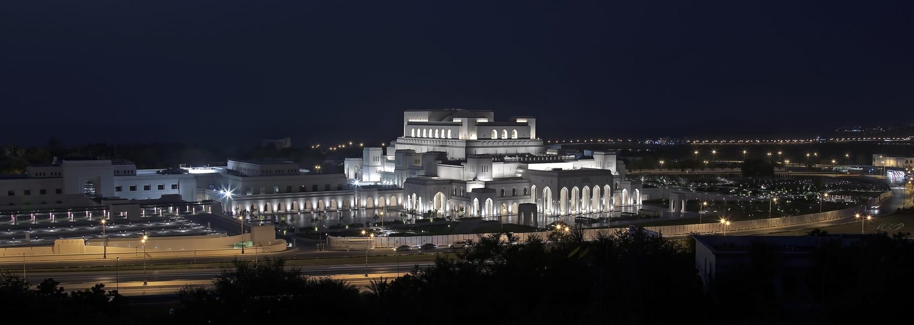 Much Kneaded: How Space, Money and Mountains Shaped the City of Muscat