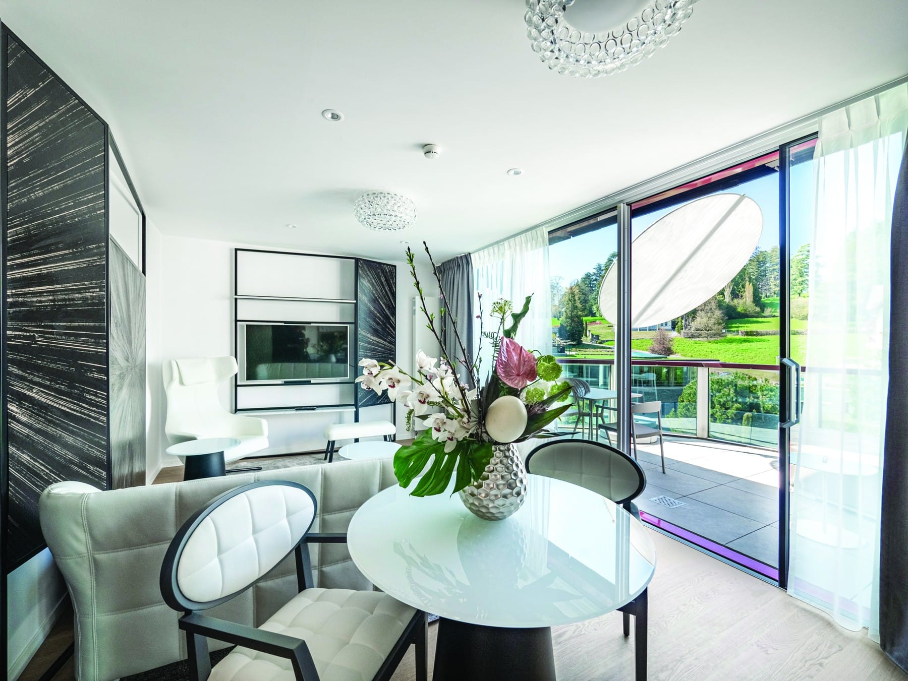 An Escape to Switzerland’s Extraordinary Clinique La Prairie is An Indulgence You Owe Yourself