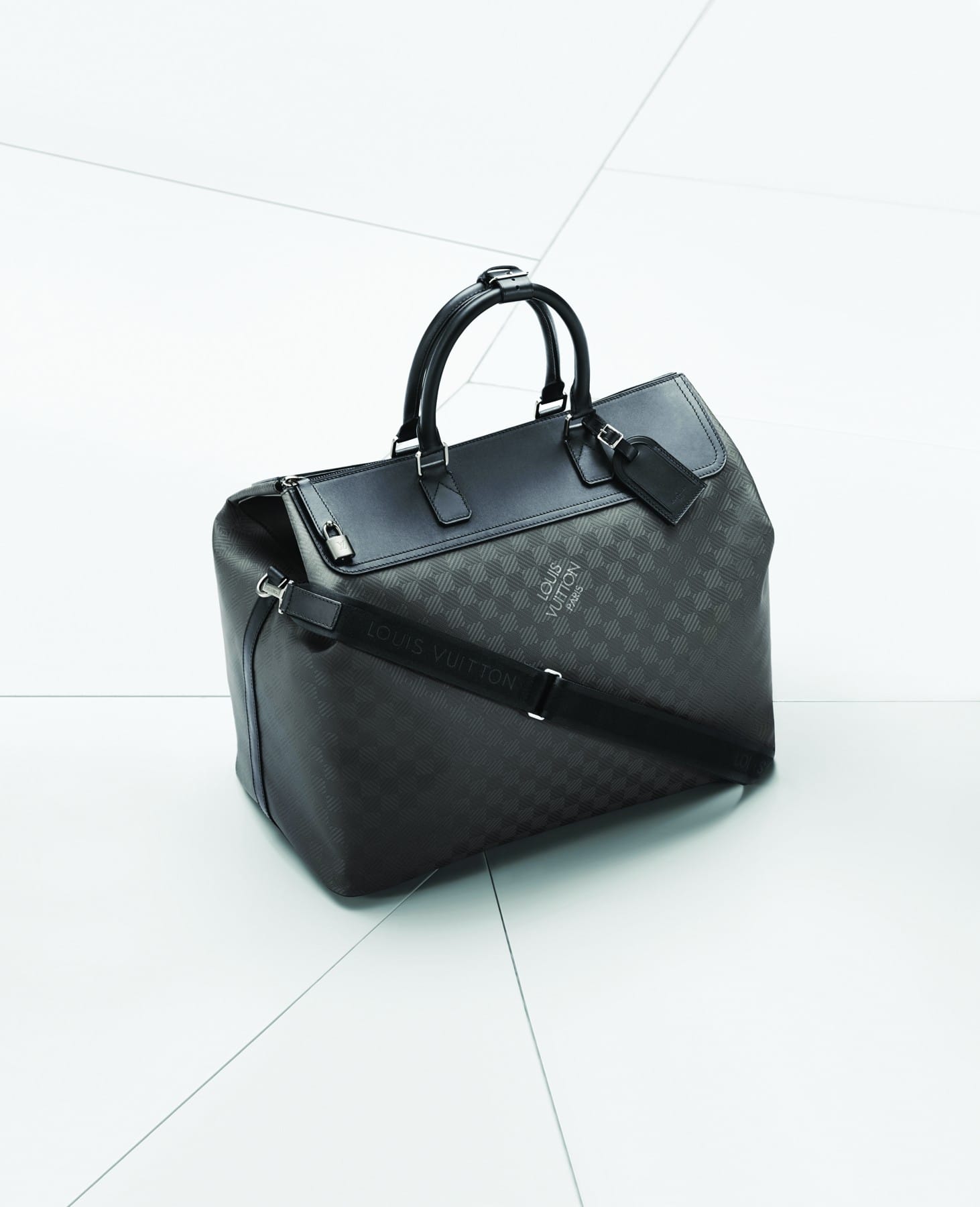 Holiday Gifts To Give the Stylish Women in Your Life