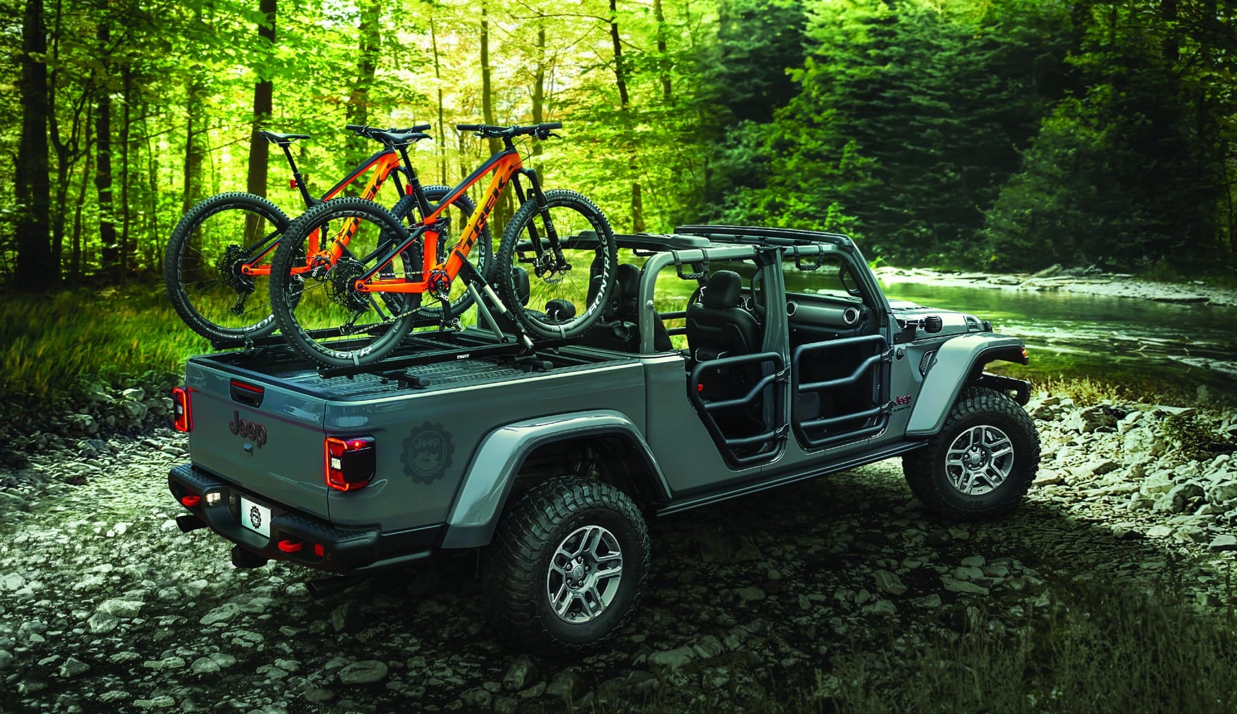 Jeep’s New Gladiator is More Than a Wrangler with a Flatbed and it’s Truckloads of Fun