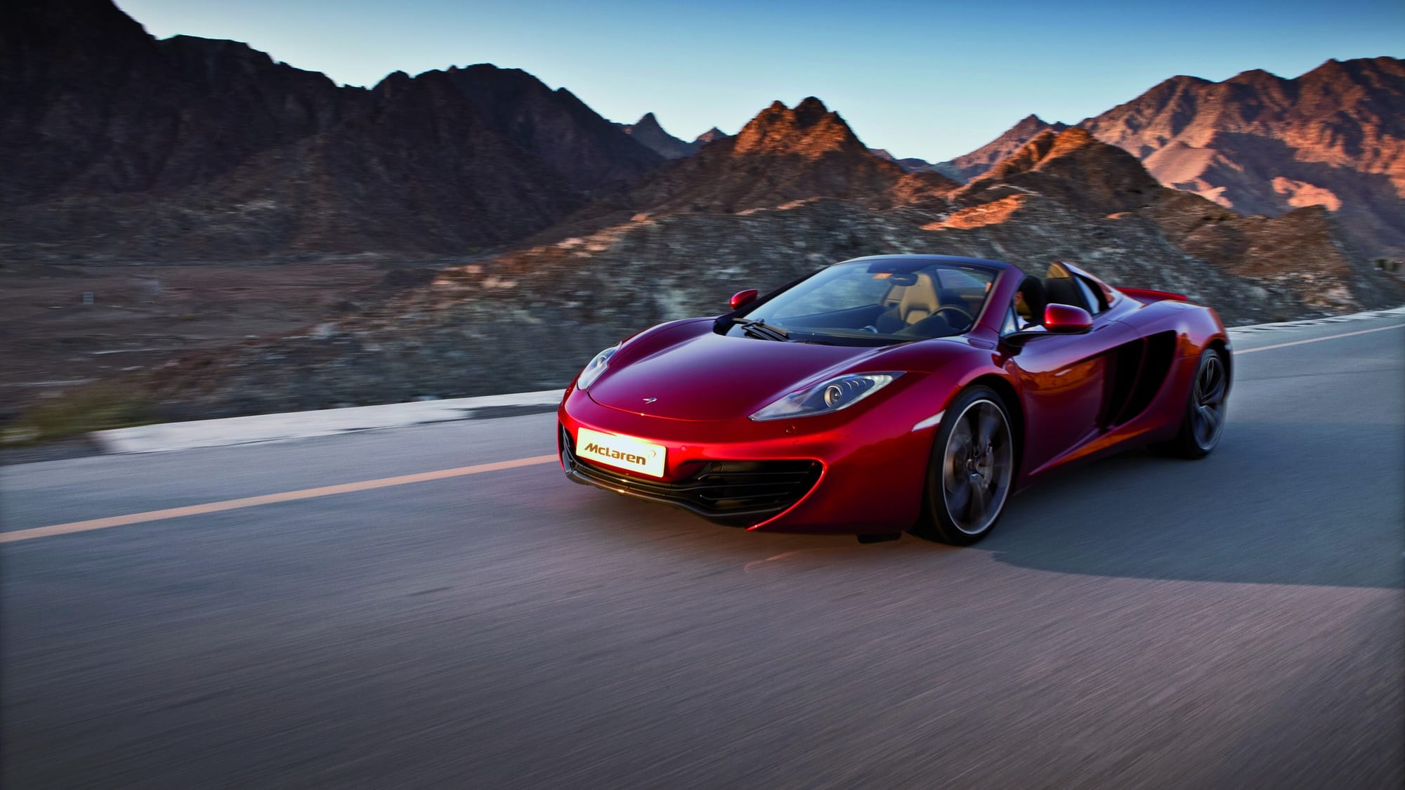 The McLaren 720S is The Multi-Talented Supercar You’ll Want To Drive Every Day