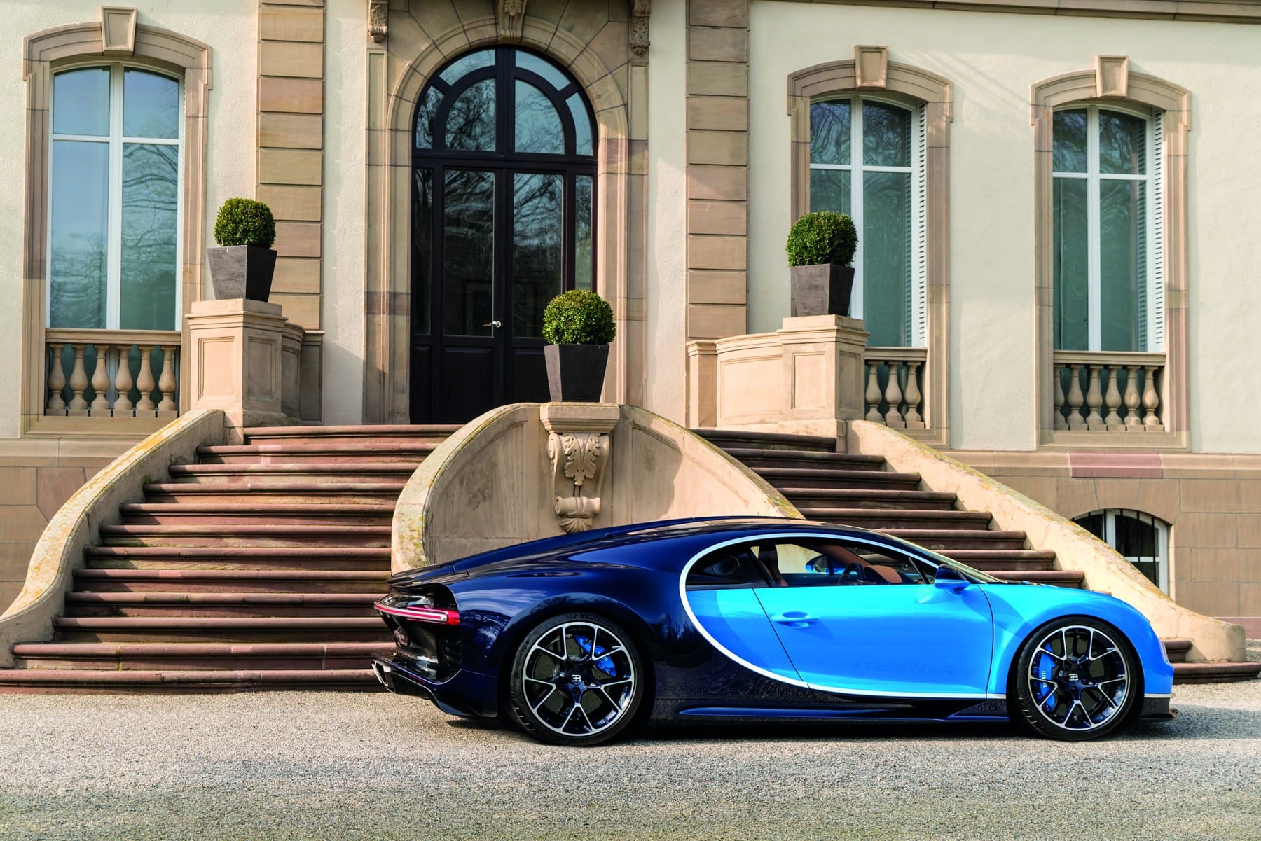 The New Bugatti Chiron is Even Better than the Veyron