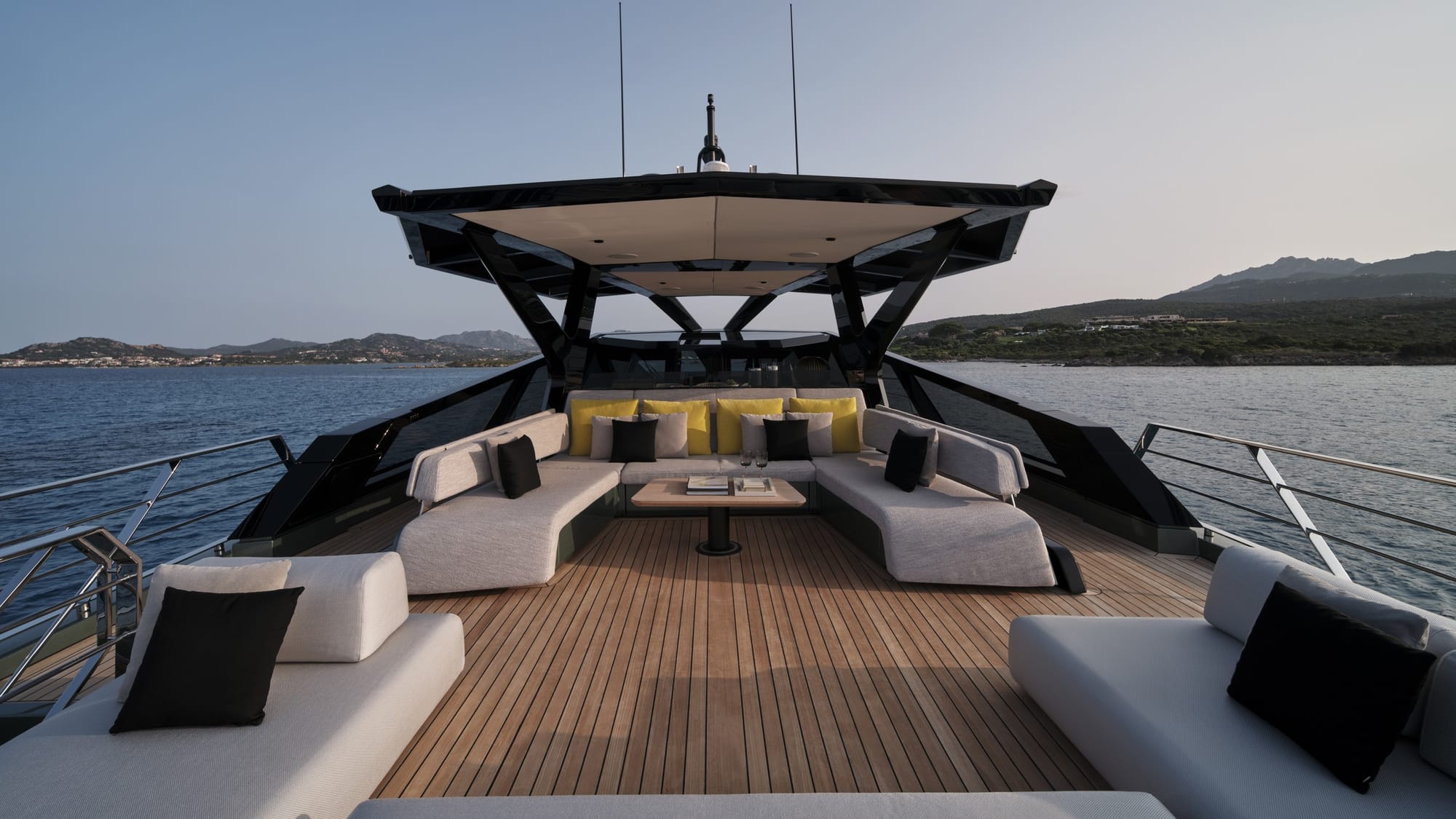 The WallyWHY 150 is a Crossover Wide-Body Boat that’s Far Ahead of its Time