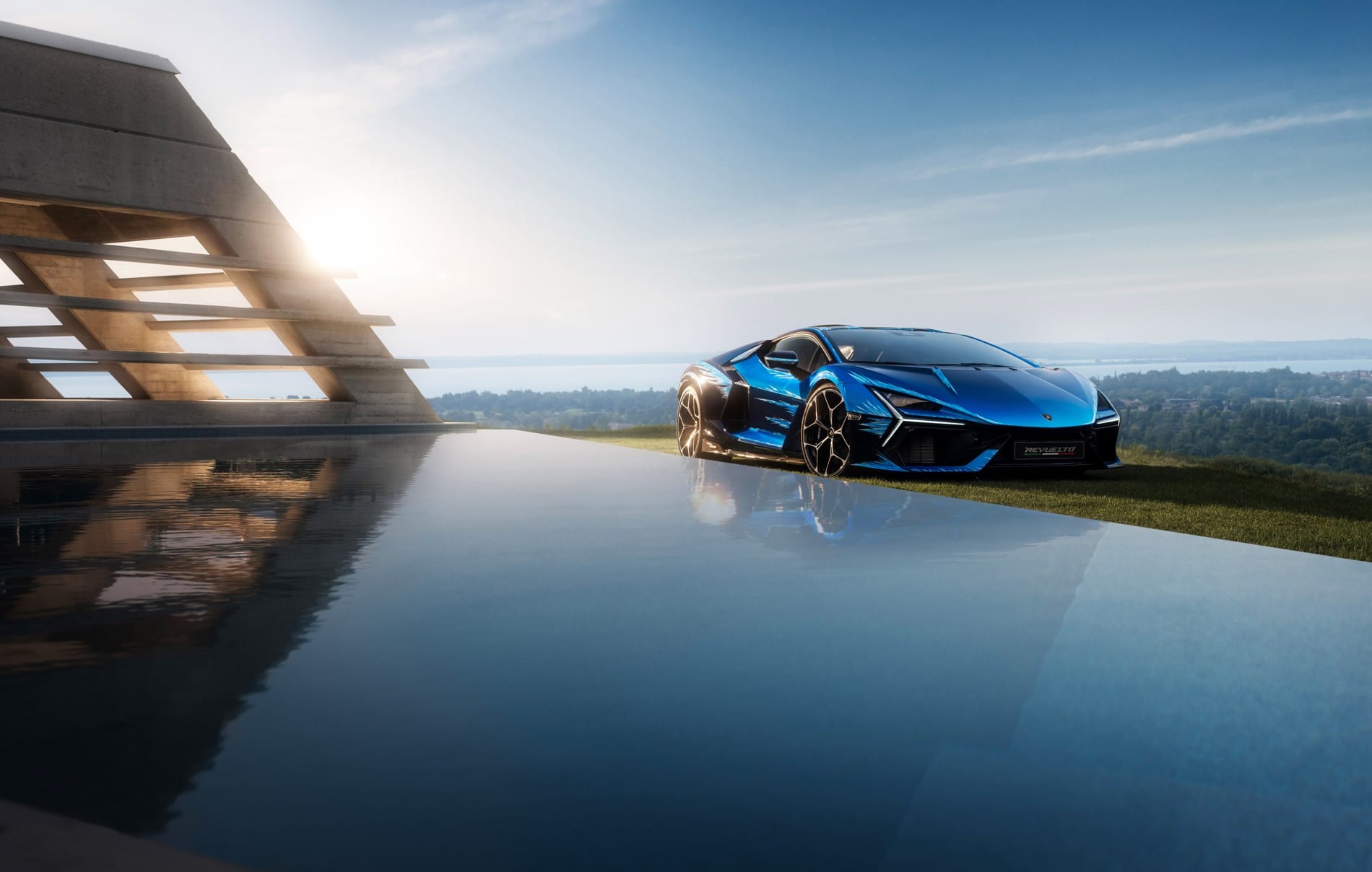 Lamborghini Revuelto