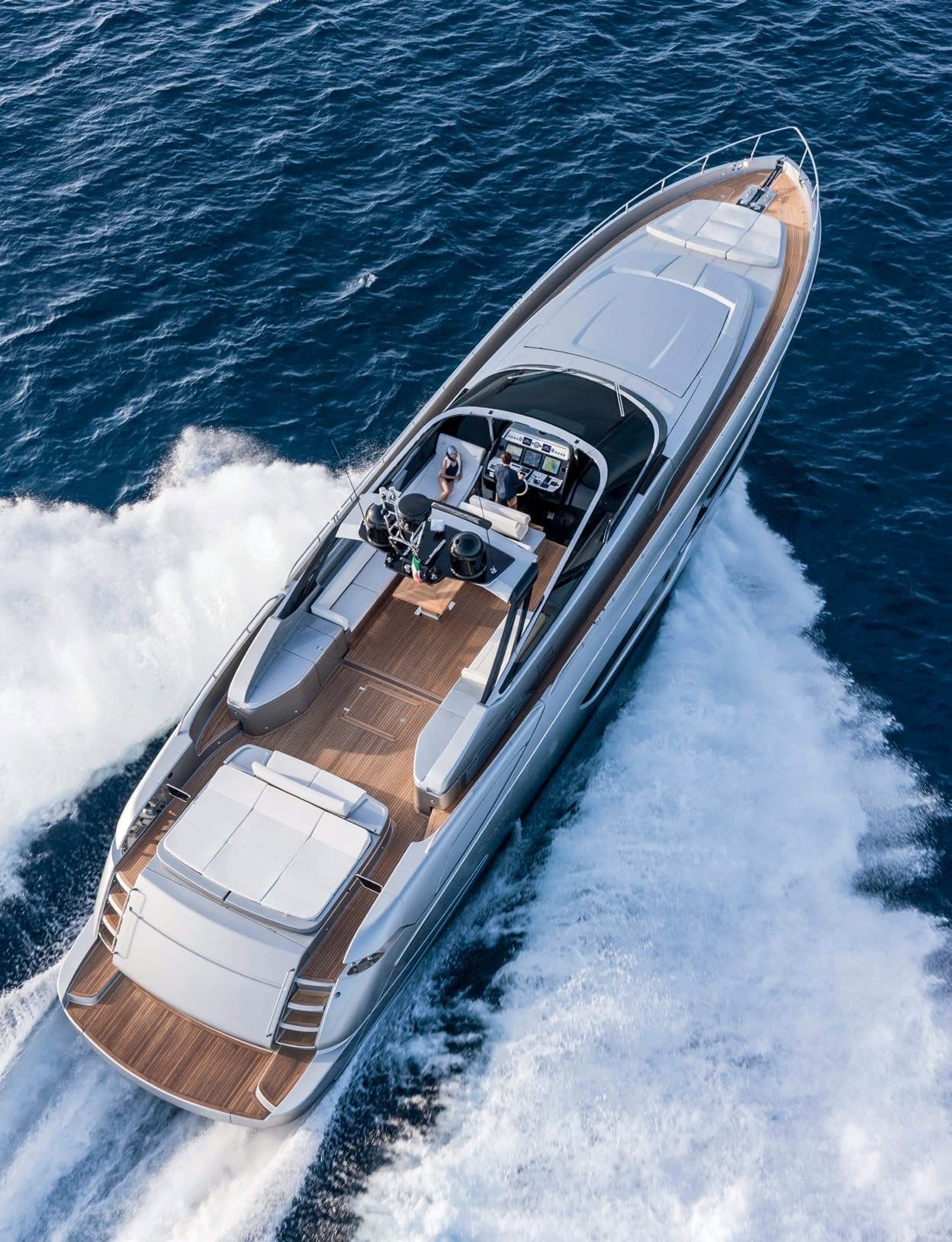 Riva 88 Florida: Mauro Micheli's Convertible-Top Coupe Debuts in Dubai