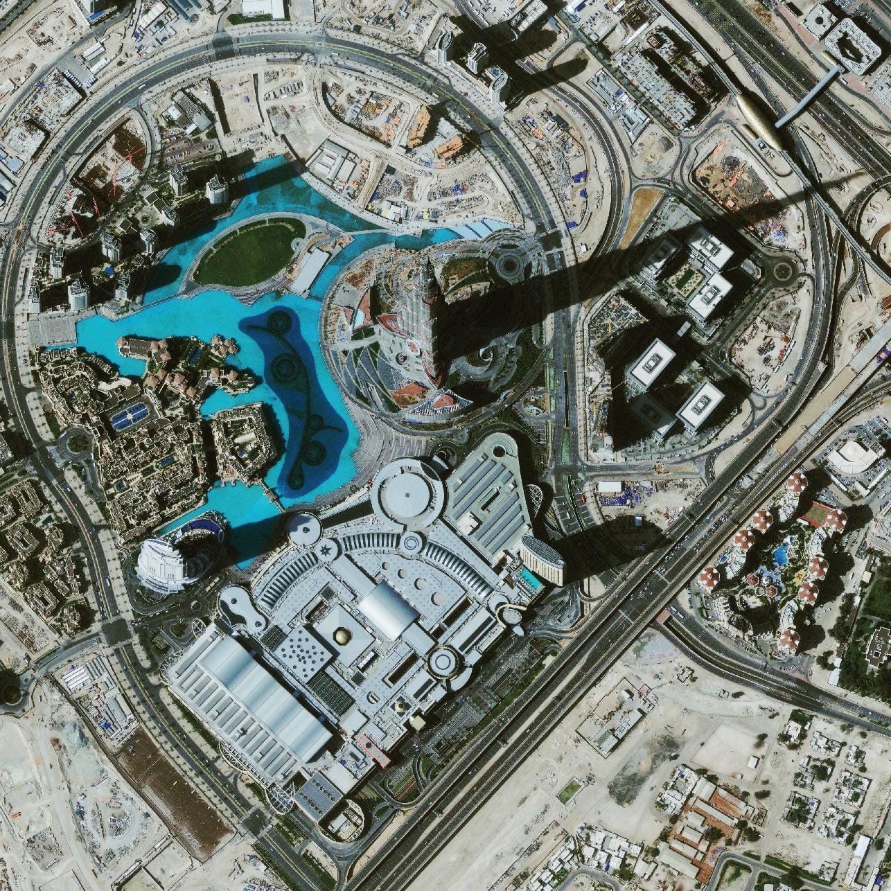 Bird's Eye: The World's Most Breathtaking Viewpoints From On High