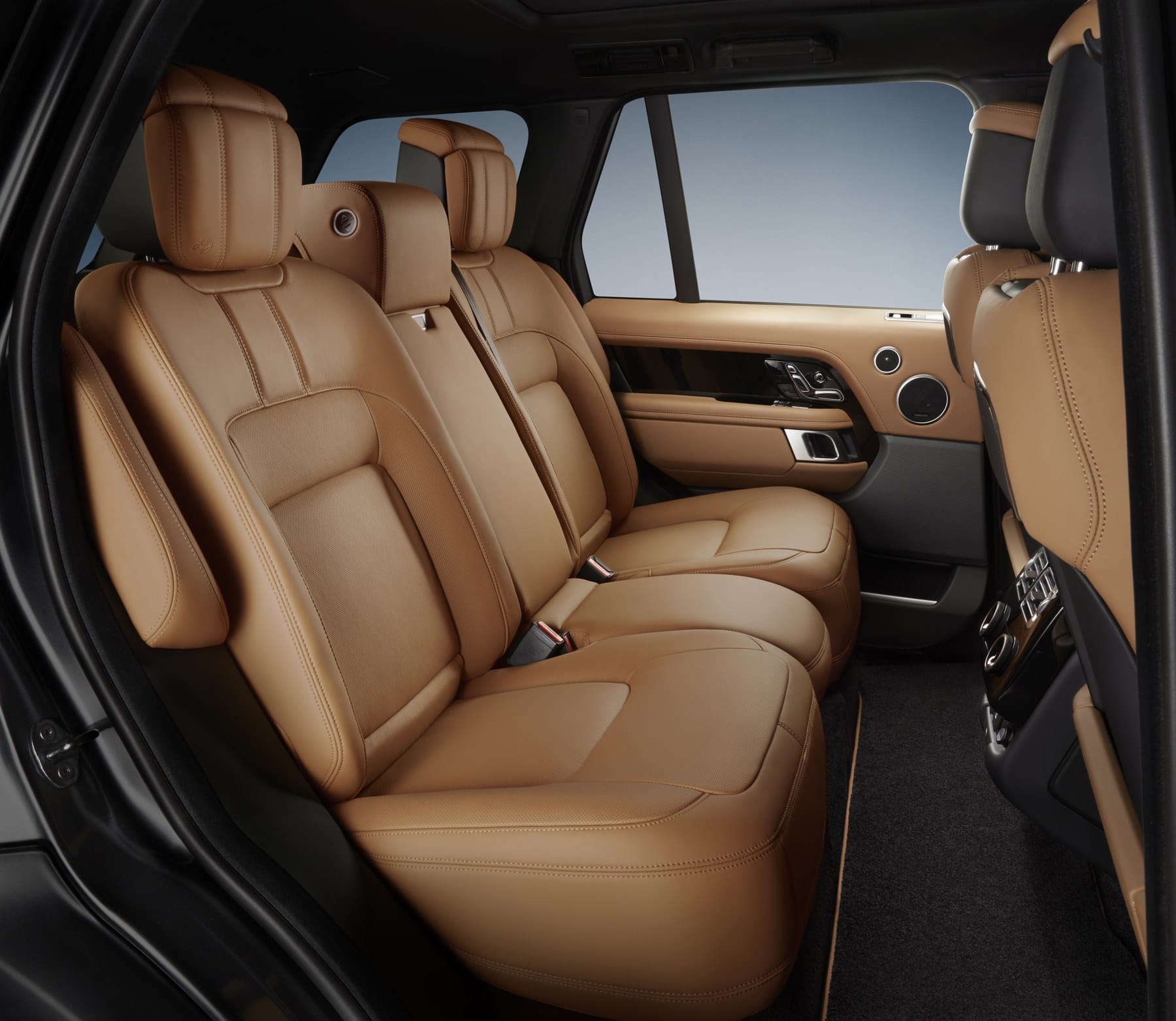 Leading the Way: How the Range Rover Invented the Luxury SUV and Still Sets the Pace