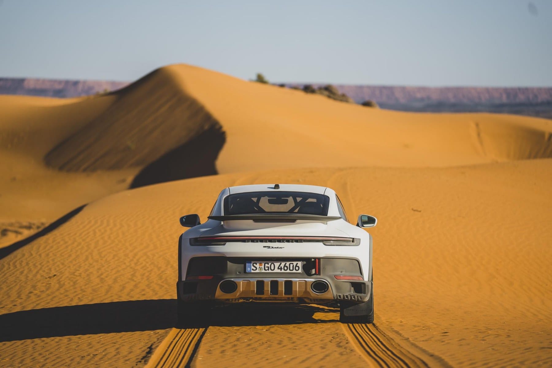 Off Its Hinges: Jeremy Clarkson Takes the Porsche 911 Dakar Off-Road