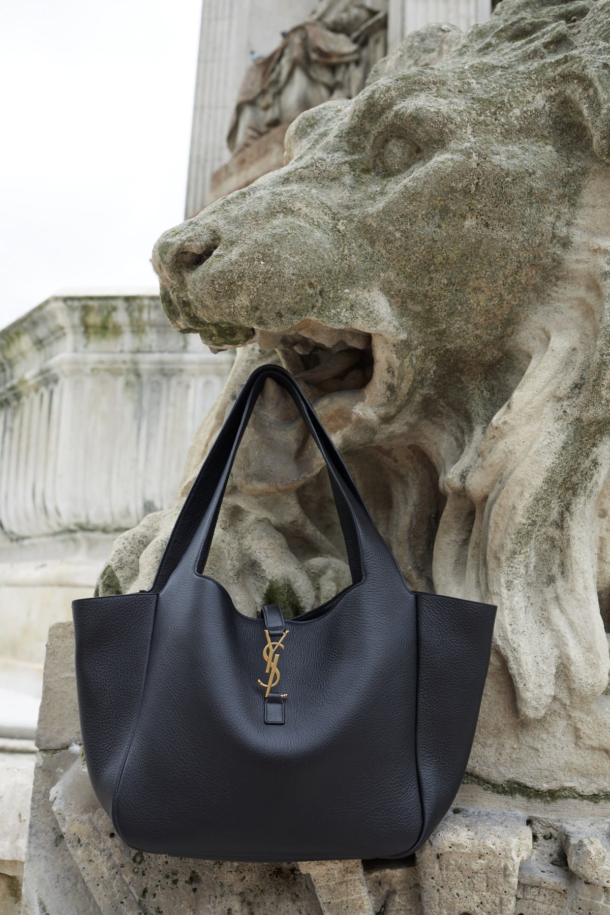 The Carry-All: How a Handbag Earns Its Coveted 'It' Status