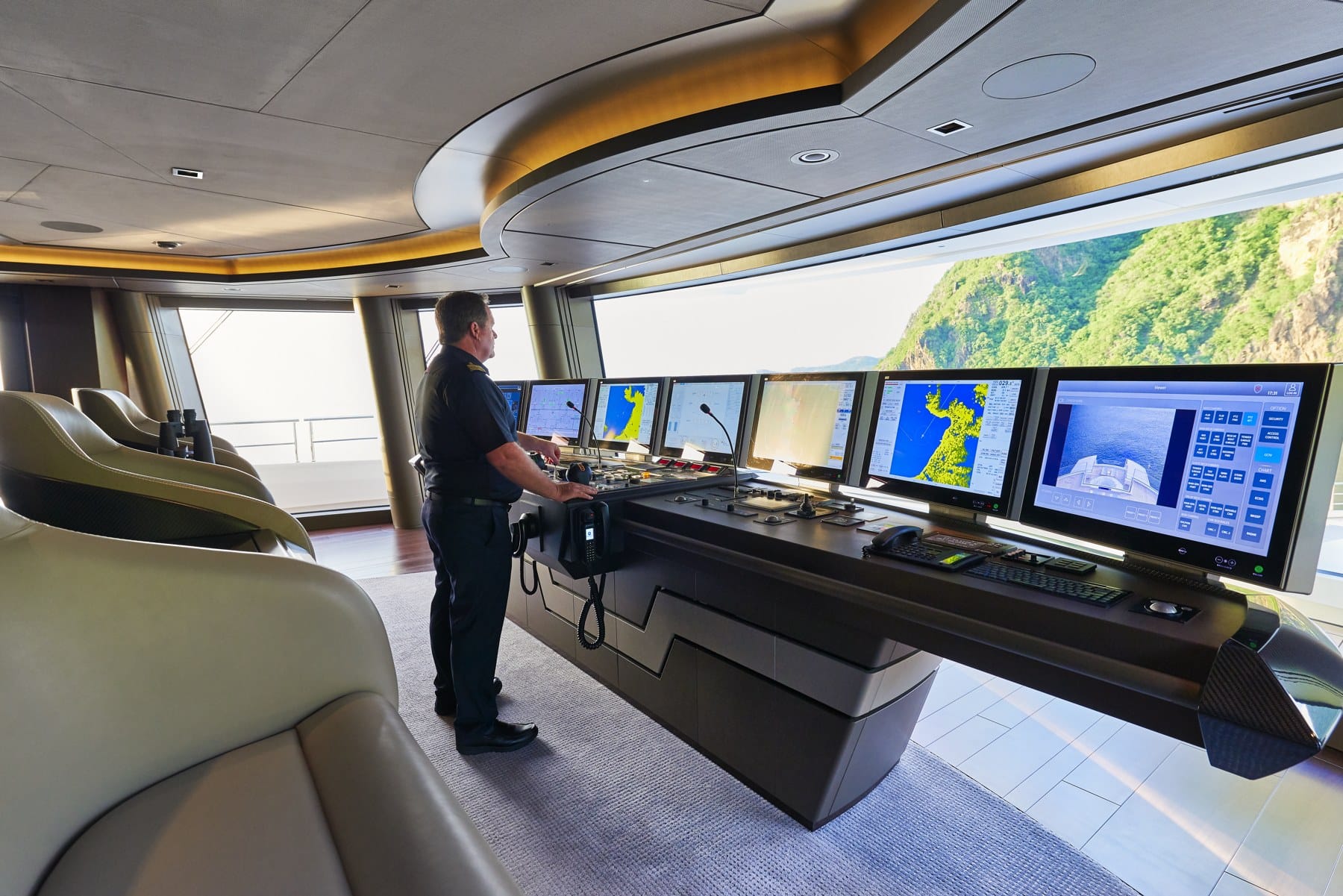 Artefact: The Record-Breaking Diesel-Electric Yacht Built to Break the Mould