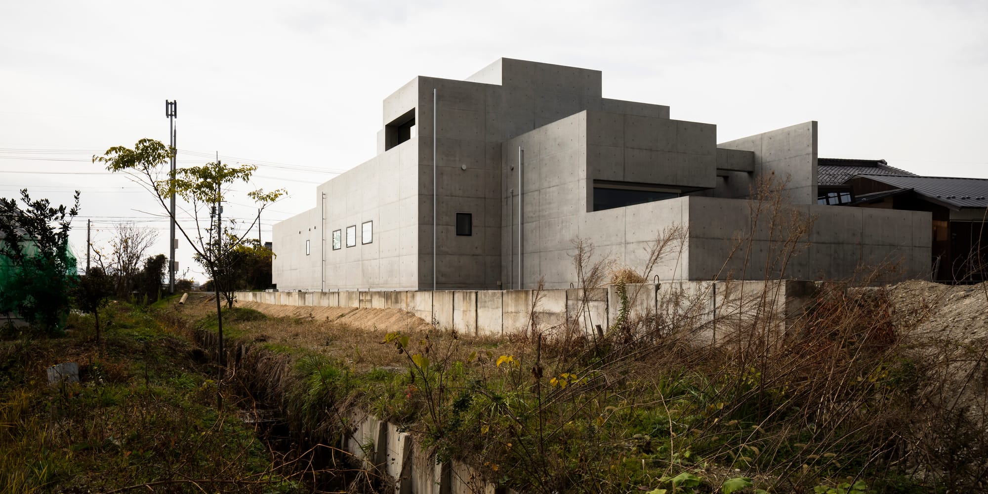 Kouichi Kimura’s Shiga House: A Fortress of Calm Amid Modern Chaos