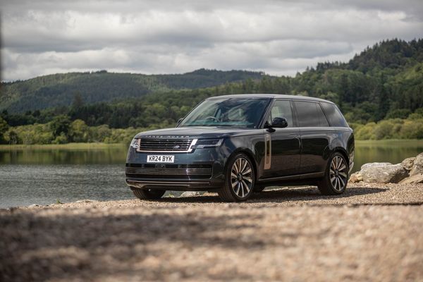 Tall Order: The New Range Rover and the Art of Looking Effortless