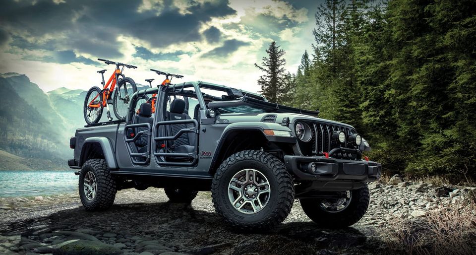 Jeep’s New Gladiator is More Than a Wrangler with a Flatbed and it’s Truckloads of Fun