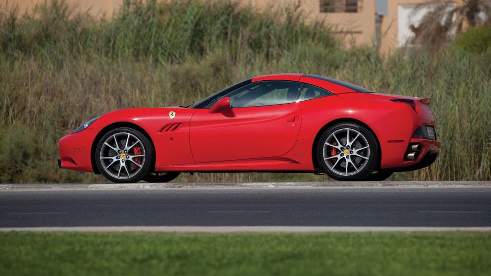 Unhinged Starlet: The Ferrari California, a Complex Machine Defying Negative First Reactions