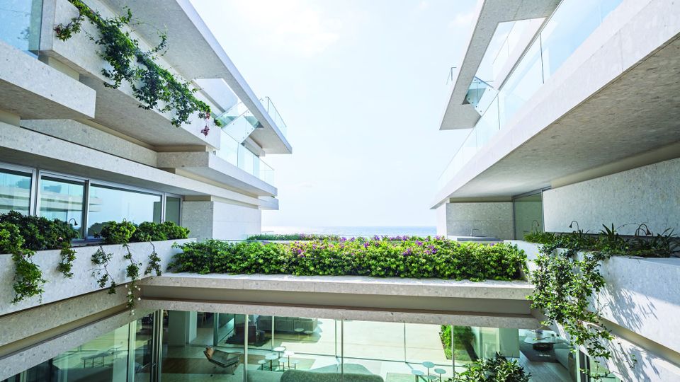 A Rare and Exclusive Interview with Iraqi Architect Zaha Hadid