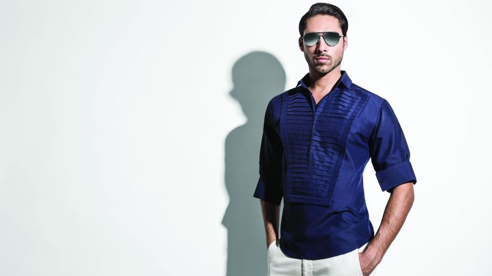 Hatem Alakeel Makes Modern Thobes So Globally Appealing that Snoop Dogg Wore One