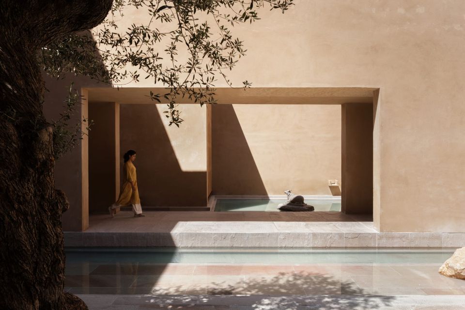 Desert Courtyards and Vastu Calm Shape this Sublime House in Dubai by Studio VDGA