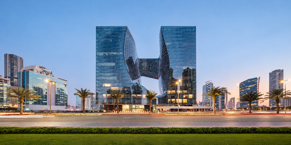 Inside ME Dubai: Zaha Hadid’s World of Curves, Drama and Futuristic Design