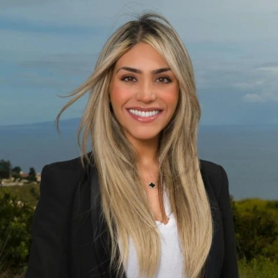 Jacqueline Ferdowsi, VP, Modern Wealth Management