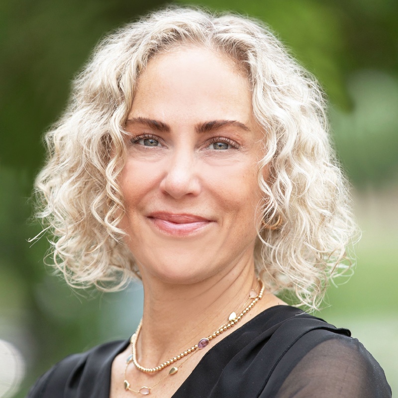 Erin Hinzmann, Financial Advisor, Alliance Wealth Strategies