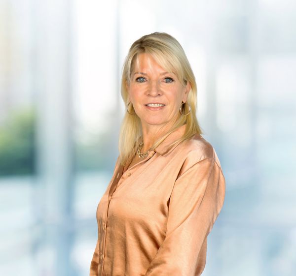 Elizabeth Coolidge, Head of Public Finance, Oppenheimer