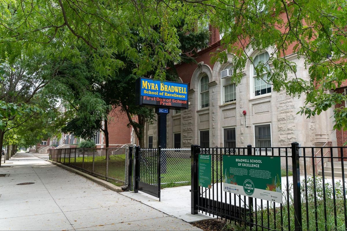 For some South Side voters, Chicago’s first full school board election isn’t much of a choice