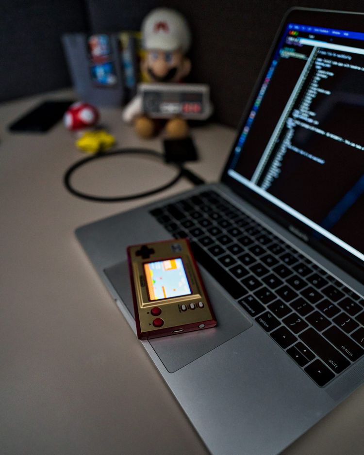 Super Mario Bros. - Game & Watch Console