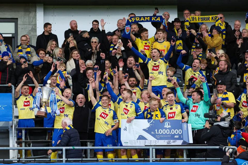 Ársreikningar KA og Silkeborg IF