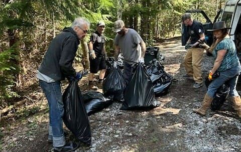 Locals Take on Trash Clean-Up