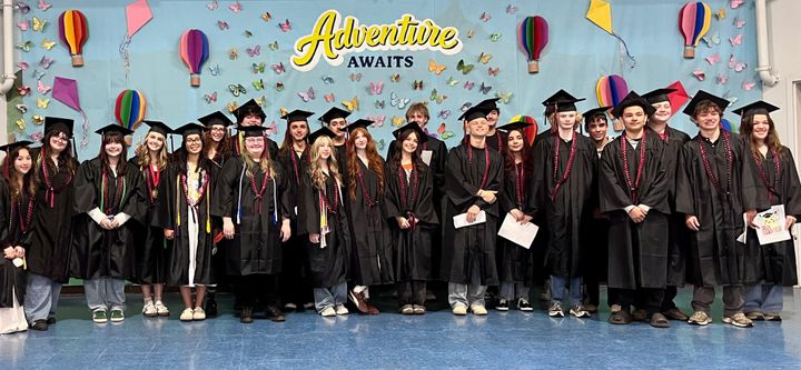 Welches Students Welcome Back Class of 2026 for Senior Walk