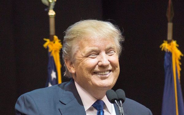 Trump, Lost in The Failure of His War, Blinks