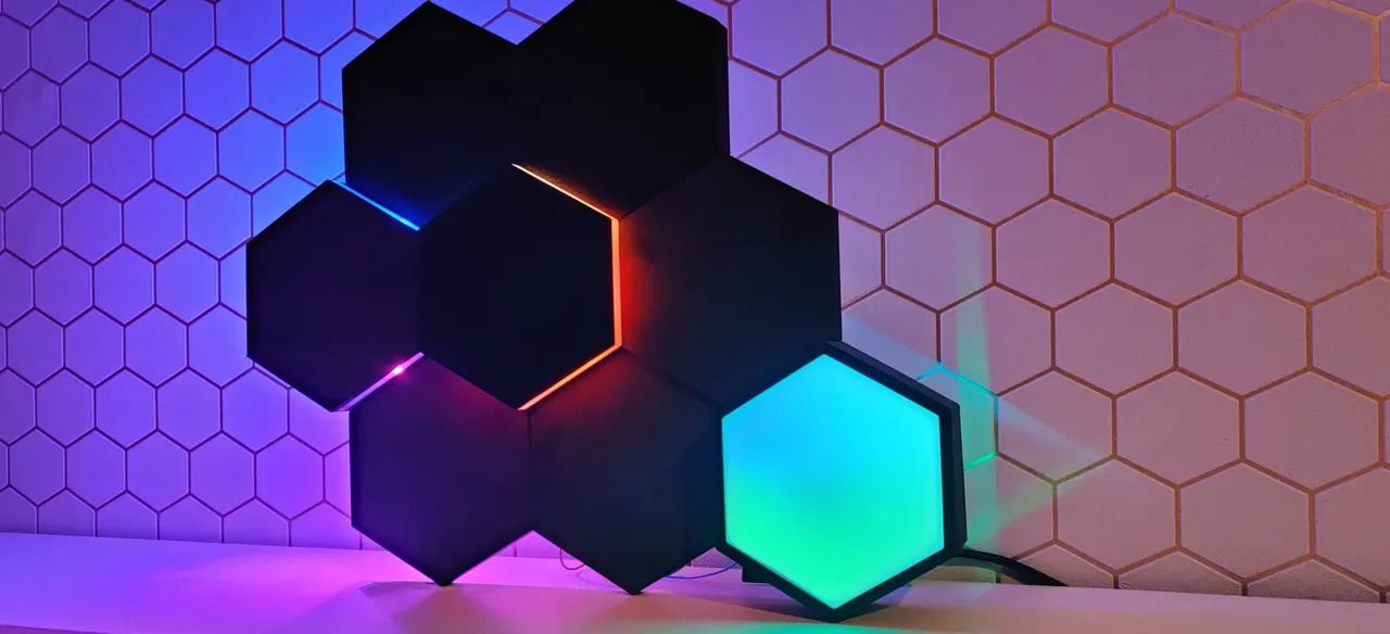 A hexagon shaped lights

Description automatically generated