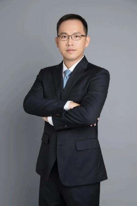 元老离职、投决会疑云、公告乌龙，广发基金最近怎么了？