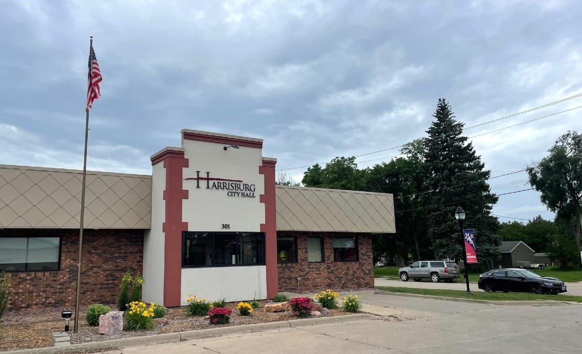 The exterior of the Harrisburg, South Dakota, city hall buildin