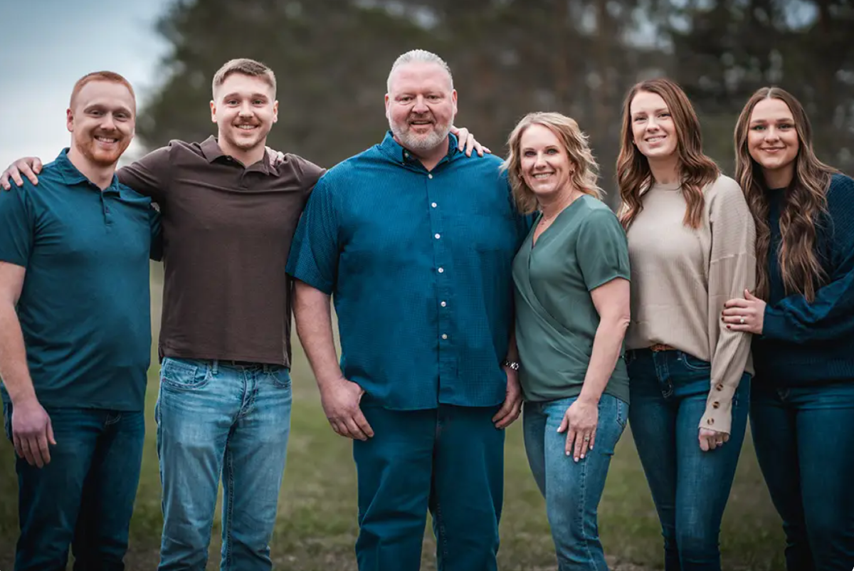 Toby Doeden and his wife Elizabeth with their four children