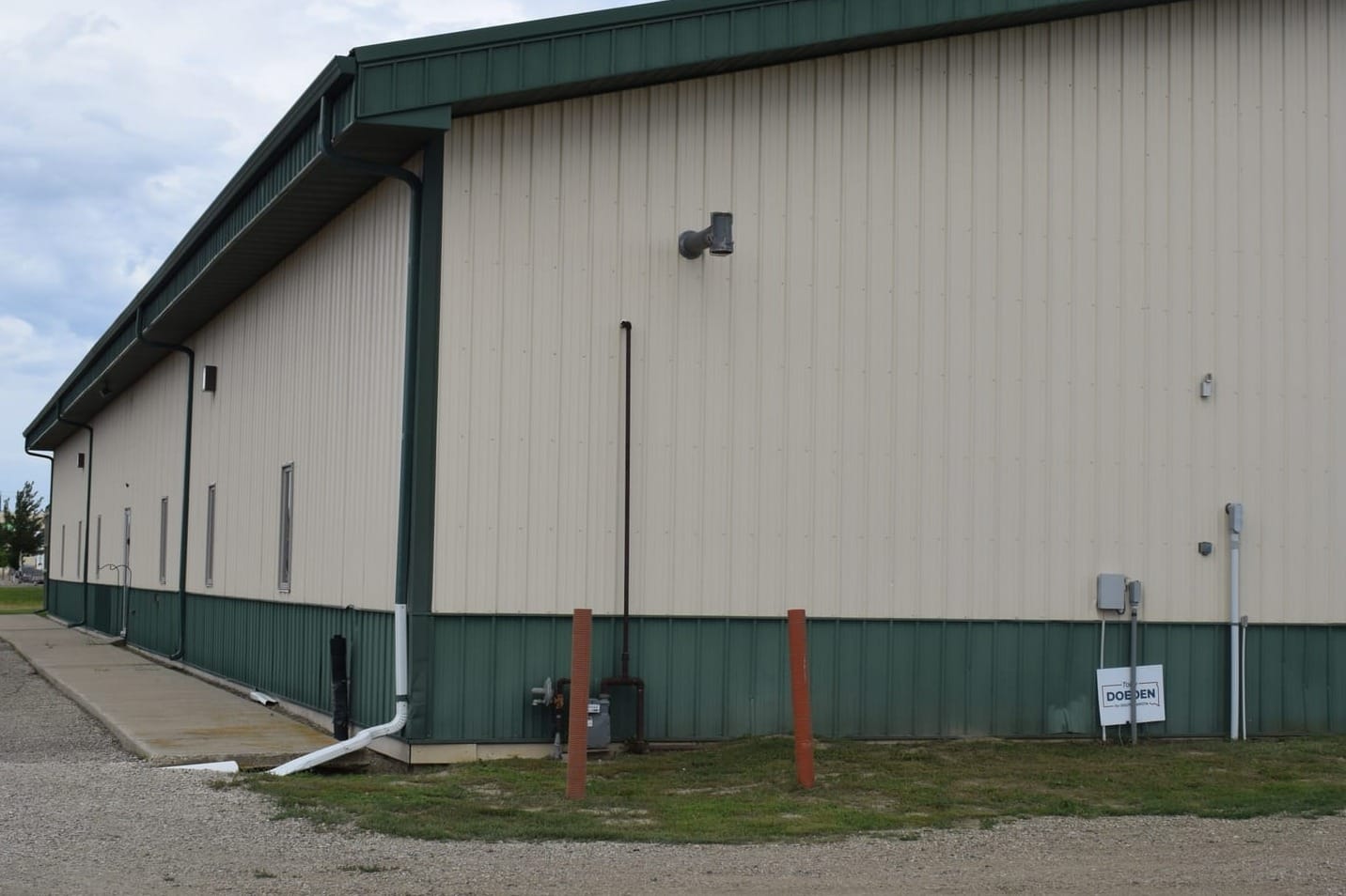 A building at 605 East Drive in Aberdeen