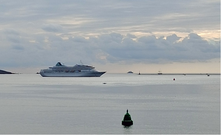 Scene on the Sound: A quieter week for ships - but not for the weather!