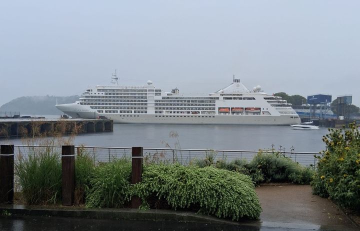 Oh dear - a very wet visit for luxury cruise ship passengers