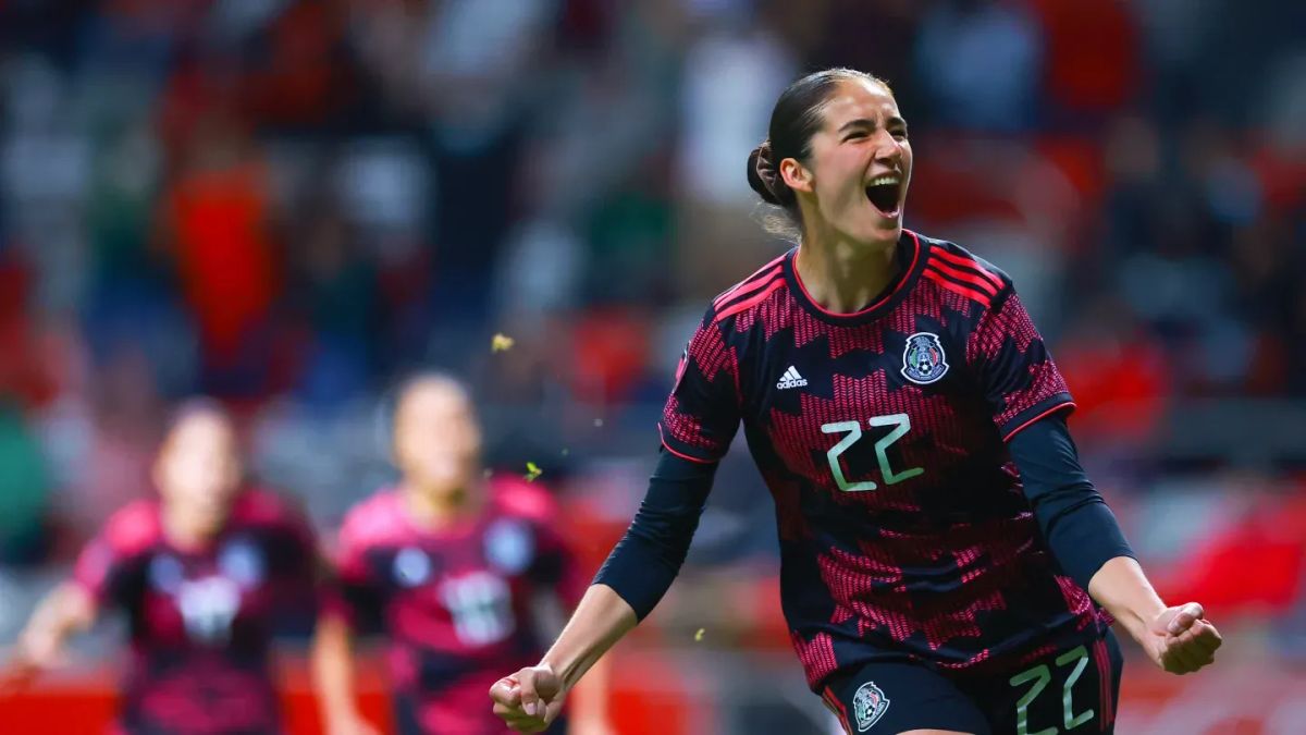 Reissue: Diana Ordonez on embracing her Mexican heritage, World Cup dreams