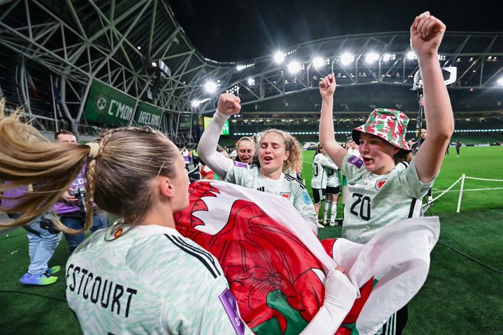 INT Snap: Welsh history, Portuguese balm, and Jamaica's homecoming