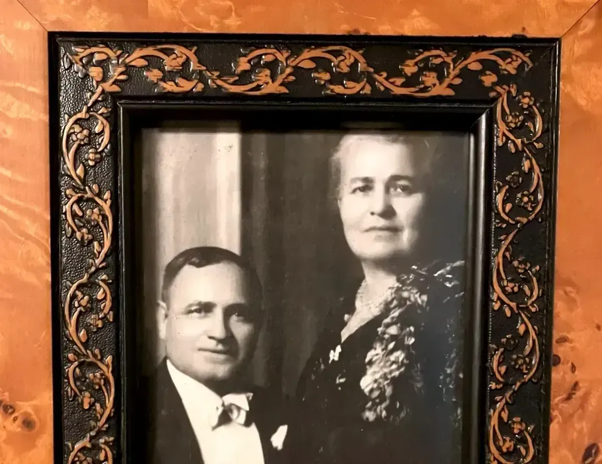 portrait of my great-grandparents 