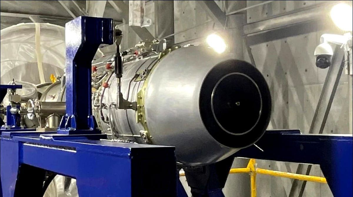 China has tested a hybrid engine for drones.